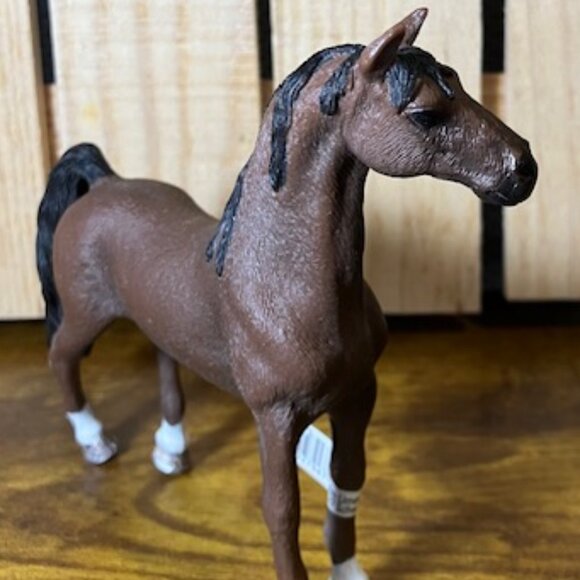 American Saddlebred Model Horse Figurine by‎ Schleigh of Germany NWT - Picture 3 of 5